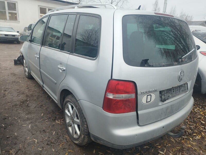 Photo 6 - Volkswagen Touran 2006 y parts