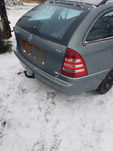 Photo 3 - Mercedes-Benz C 220 2005 y parts