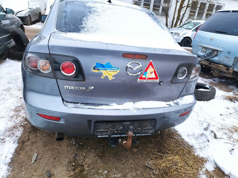 Photo 4 - Mazda 3 2004 y parts