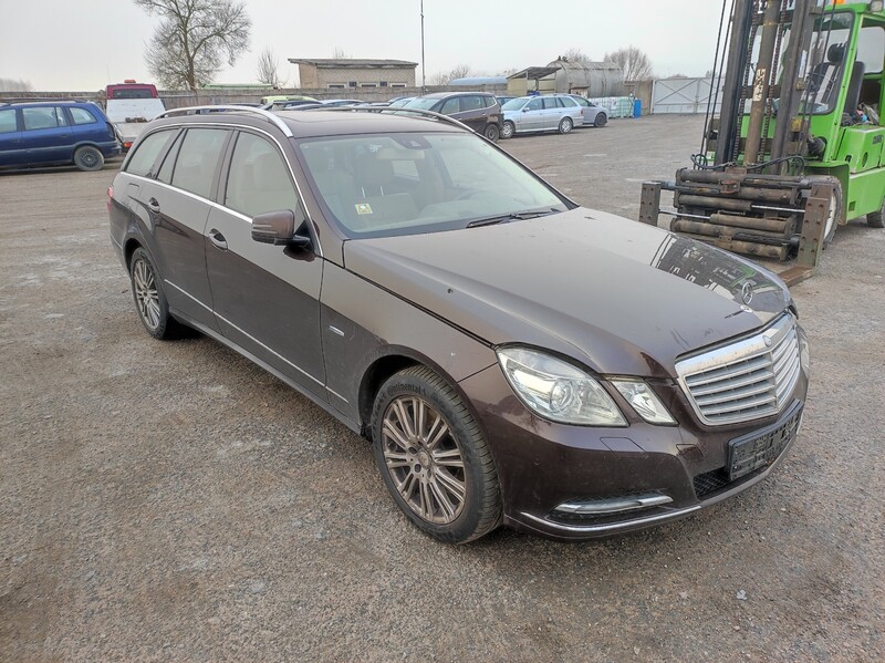 Mercedes-Benz E Klasė 2012 y parts