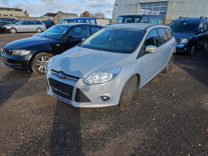 Photo 2 - Ford Focus 2014 y parts