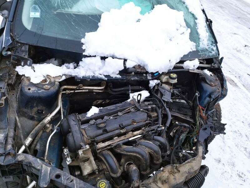 Photo 3 - Ford Focus 2007 y parts