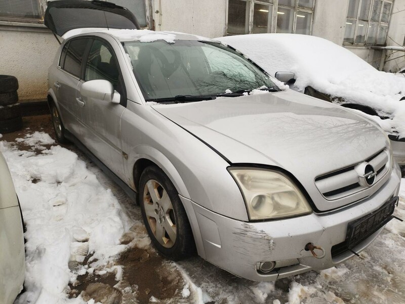 Opel Signum 2004 y parts