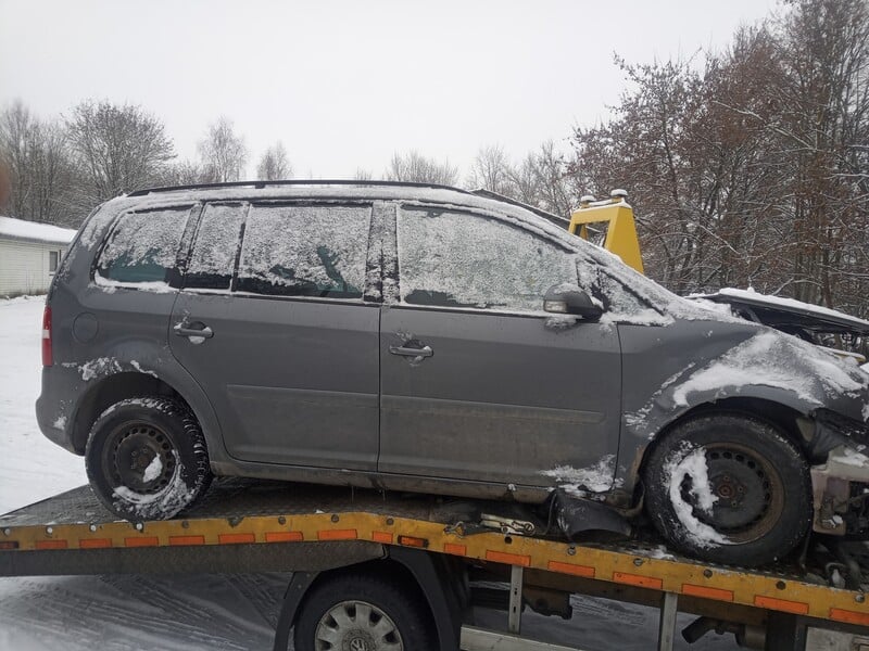 Photo 4 - Volkswagen Touran 2006 y parts