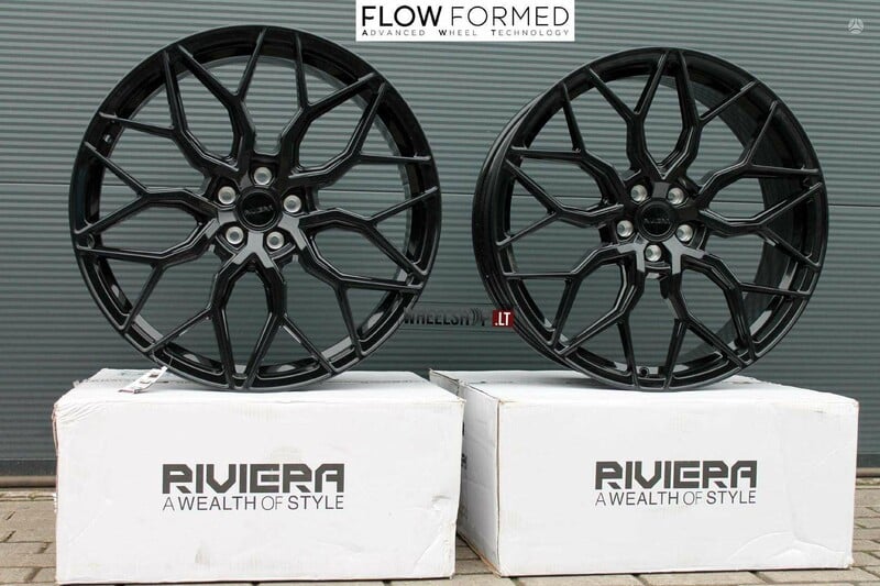 Photo 3 - RIVIERA RF108 Gloss Black Flow Formed light alloy R21 rims