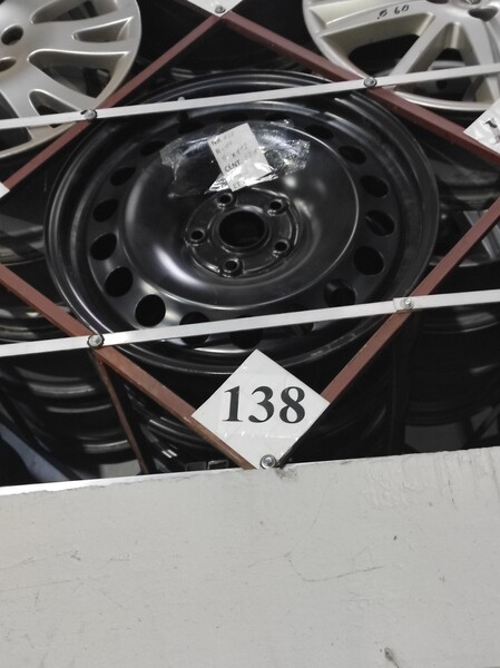 Фотография 1 - R17 стальные штампованные диски