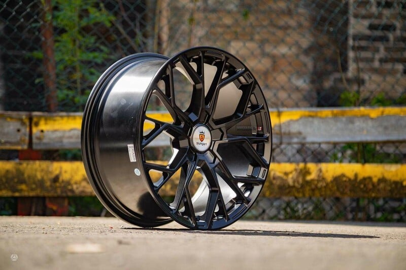 Photo 4 - STUTTGART SF12 Matt Black light alloy R19 rims