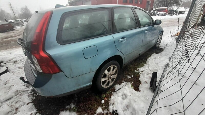 Photo 3 - Volvo V50 2007 y parts