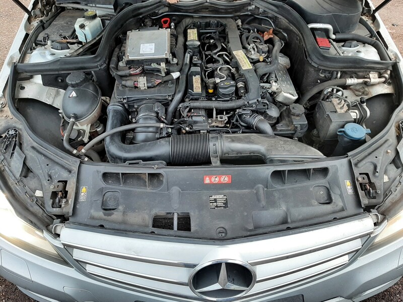 Фотография 9 - Mercedes-Benz C 200 W204 2012 г запчясти