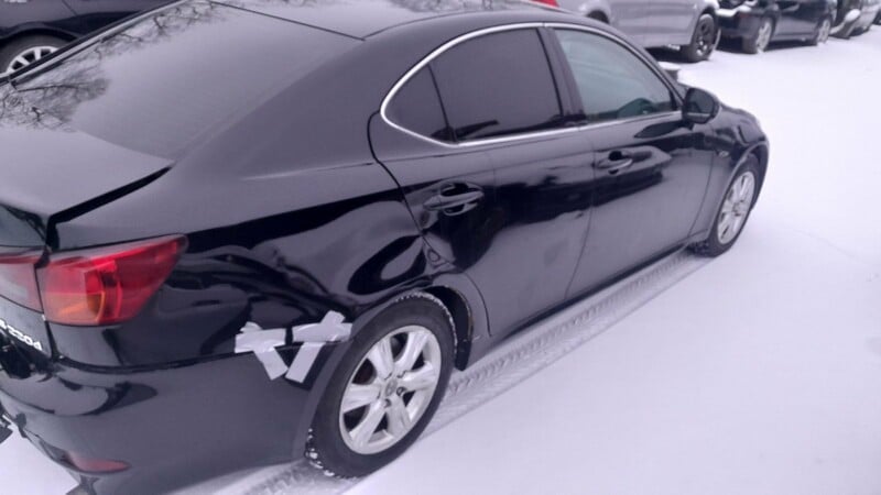 Photo 4 - Lexus Is 220 2006 y parts