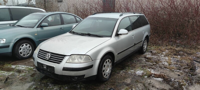 Volkswagen Passat 2003 m dalys