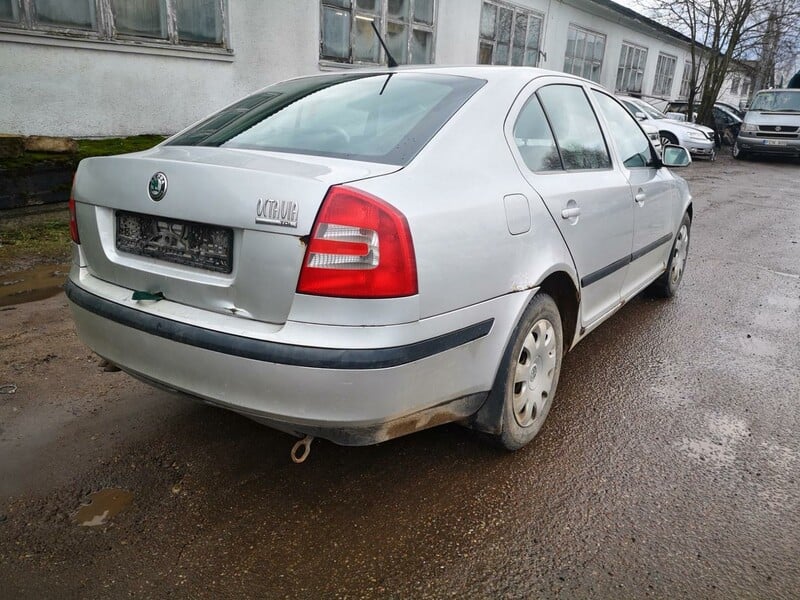 Фотография 6 - Skoda Octavia 2006 г запчясти