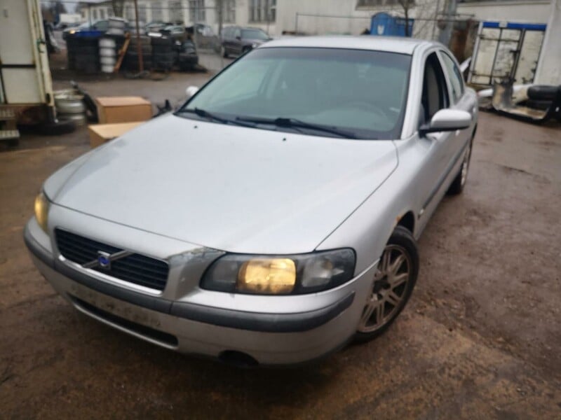 Photo 2 - Volvo S60 2003 y parts