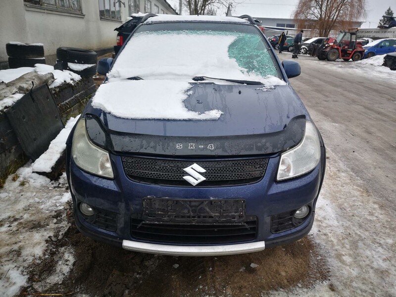 Photo 2 - Suzuki Sx4 2007 y parts