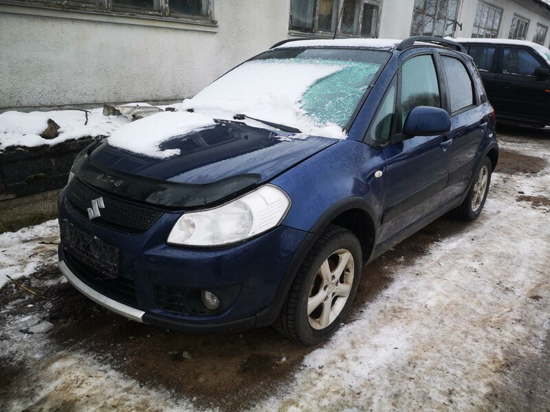 Photo 3 - Suzuki Sx4 2007 y parts