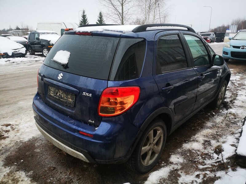 Photo 7 - Suzuki Sx4 2007 y parts