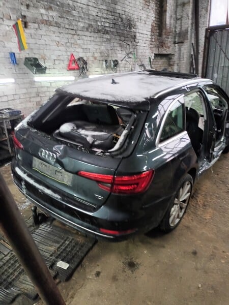 Photo 2 - Audi A4 2018 y parts