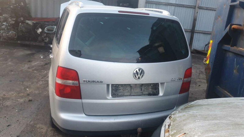 Photo 2 - Volkswagen Touran 2005 y parts