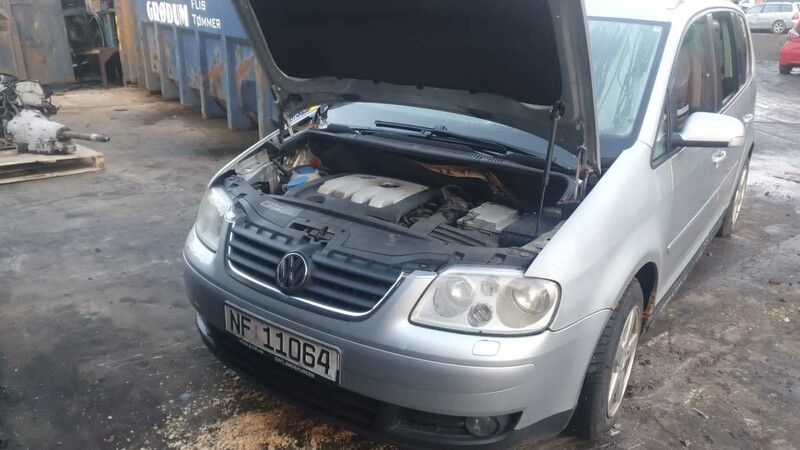 Photo 3 - Volkswagen Touran 2005 y parts