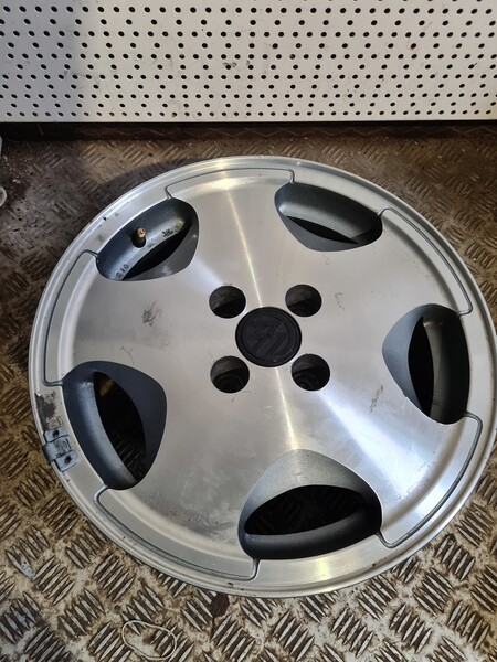 Photo 11 - Ronal Golf light alloy R15 rims