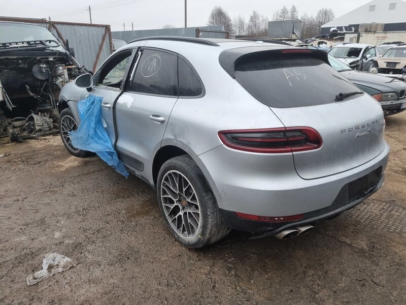 Фотография 4 - Porsche Macan 2016 г запчясти