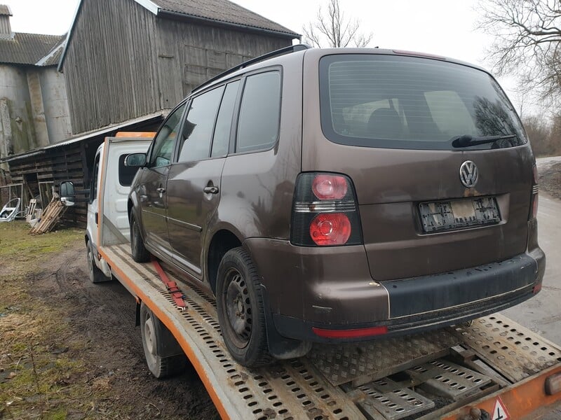 Photo 2 - Volkswagen Touran 2008 y parts