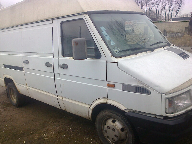 Photo 2 - Iveco 35-12 1994 y parts