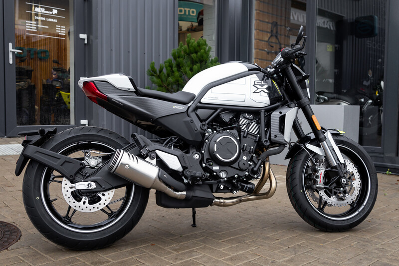 Фотография 4 - CFMOTO 700CL-X Sport 2024 г Классический / Streetbike мотоцикл