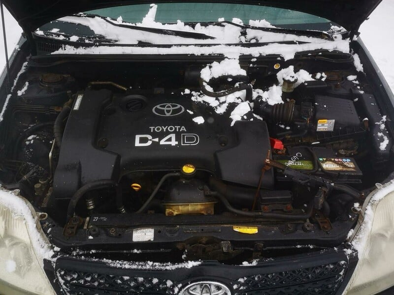 Photo 4 - Toyota Corolla 2002 y parts