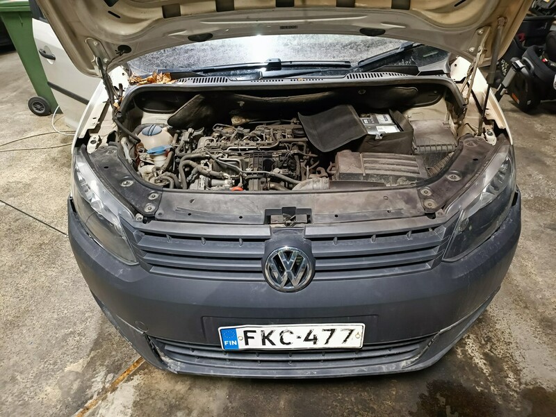 Фотография 7 - Volkswagen Caddy 2012 г запчясти