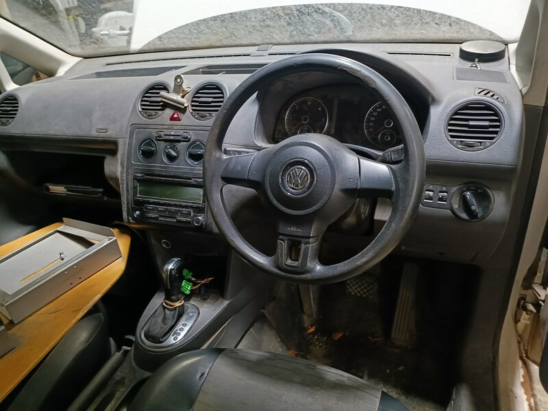 Nuotrauka 8 - Volkswagen Caddy 2012 m dalys