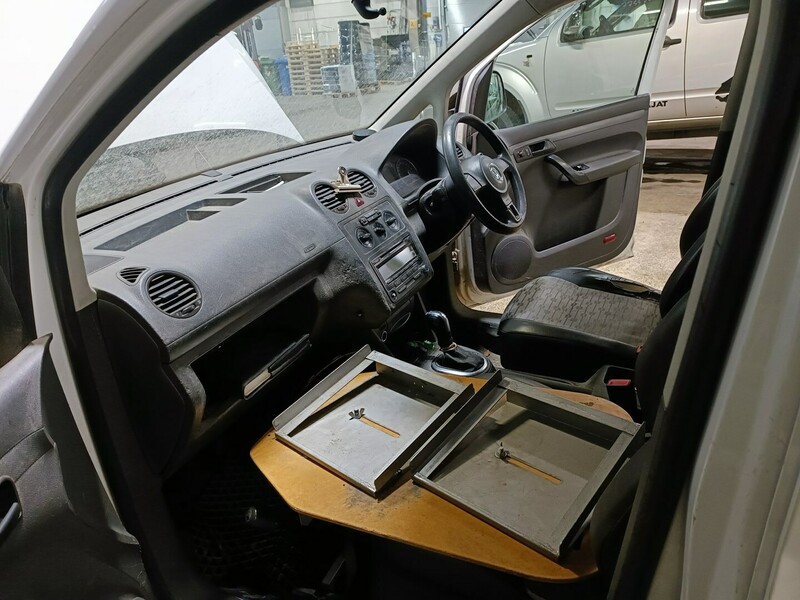 Nuotrauka 10 - Volkswagen Caddy 2012 m dalys