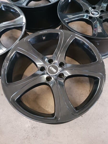 Photo 2 - CMS light alloy R22 rims