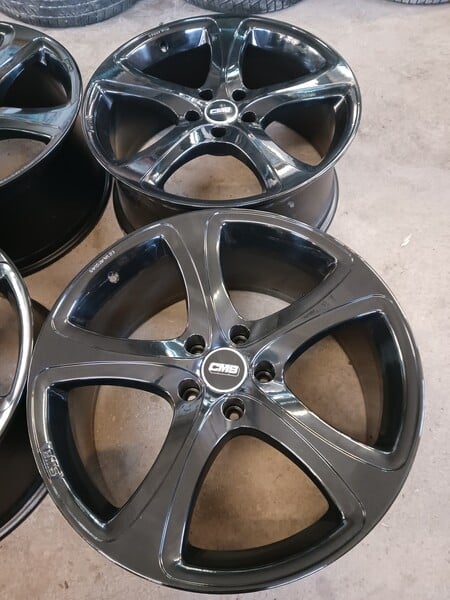 Photo 3 - CMS light alloy R22 rims