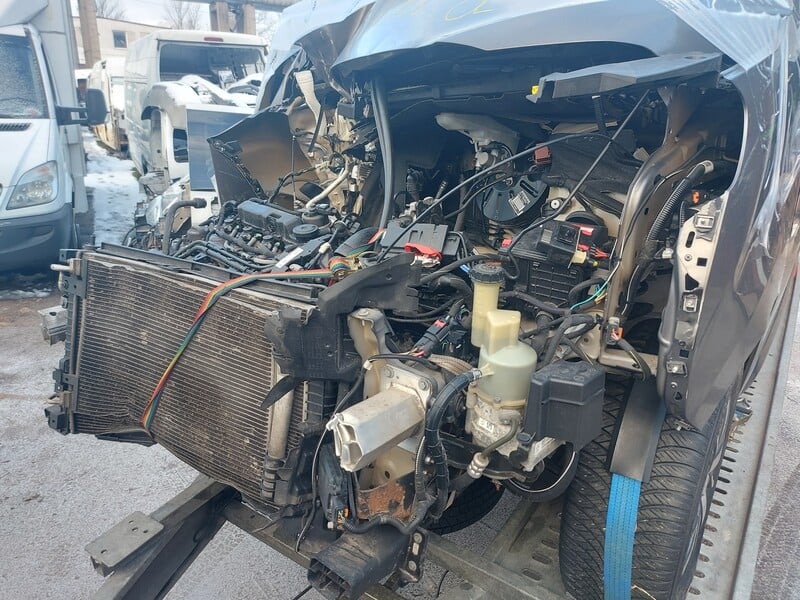 Photo 3 - Toyota Proace Verso 2018 y parts