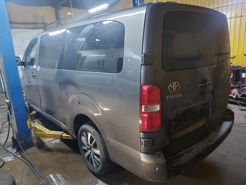 Photo 4 - Toyota Proace Verso 2018 y parts