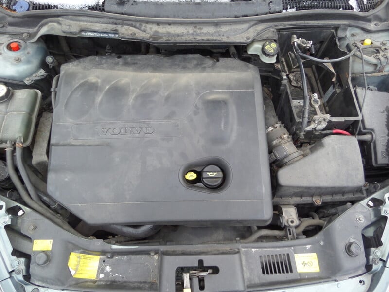 Photo 5 - Volvo V50 2004 y parts