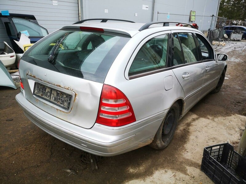 Photo 5 - Mercedes-Benz C Klasė 2003 y parts