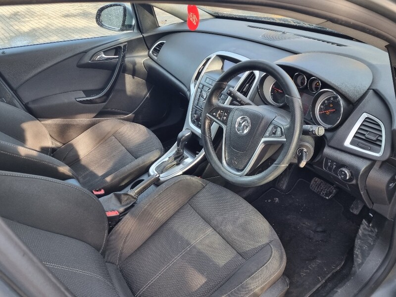 Nuotrauka 9 - Opel Astra 2014 m dalys