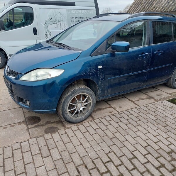 Photo 2 - Mazda 5 2006 y parts