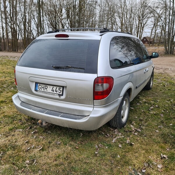 Photo 5 - Chrysler Grand Voyager III 2005 y parts