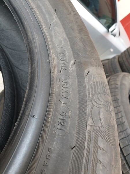 Фотография 4 - Michelin Primacy4 8mm R15 летние шины для автомобилей