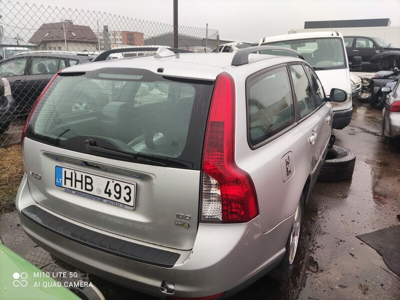 Photo 2 - Volvo V50 2008 y parts