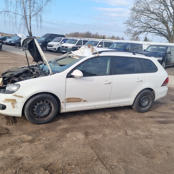 Volkswagen Golf 2011 y parts