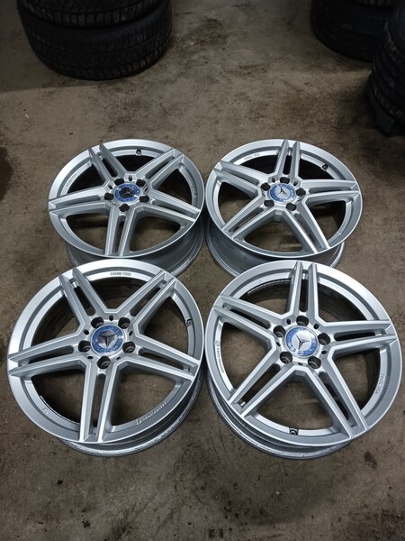 Photo 7 - Mercedes-Benz Nr77 light alloy R17 rims