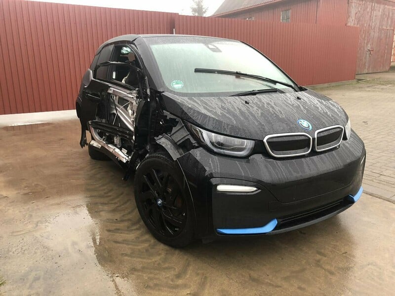 Photo 6 - Bmw I3 2020 y parts