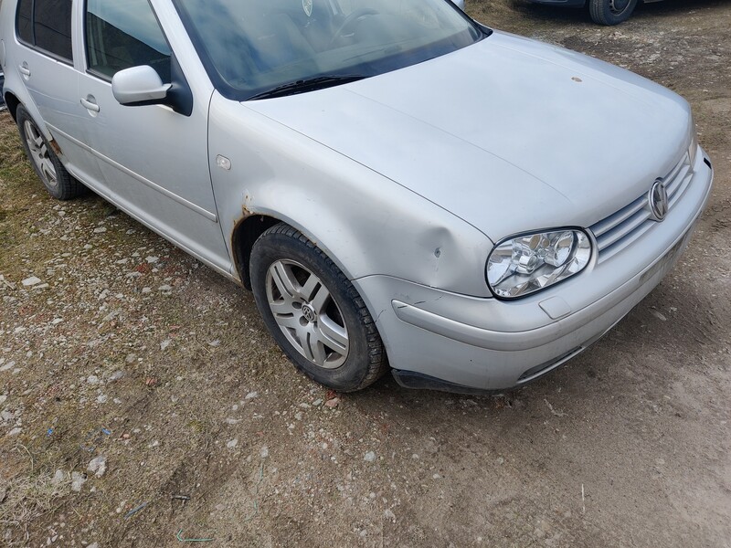 Volkswagen Golf 2000 y parts