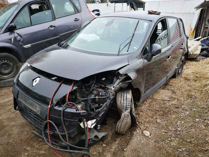 Photo 3 - Renault Scenic 2010 y parts