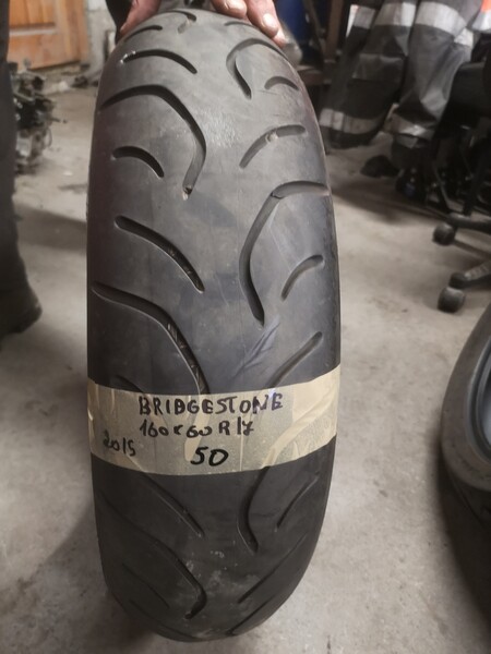 Bridgestone R17 vasarinės padangos motociklams