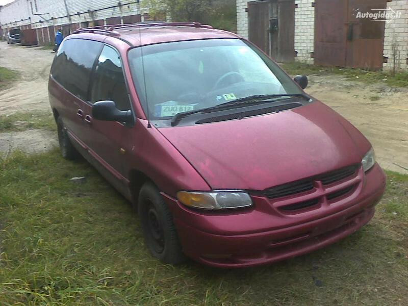 Photo 2 - Chrysler Grand Voyager II 1996 y parts